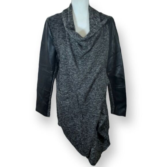 BERSHKA FAUX LEATHER SLEEVE CARDIGAN SZ.M EUC - Picture 4 of 8